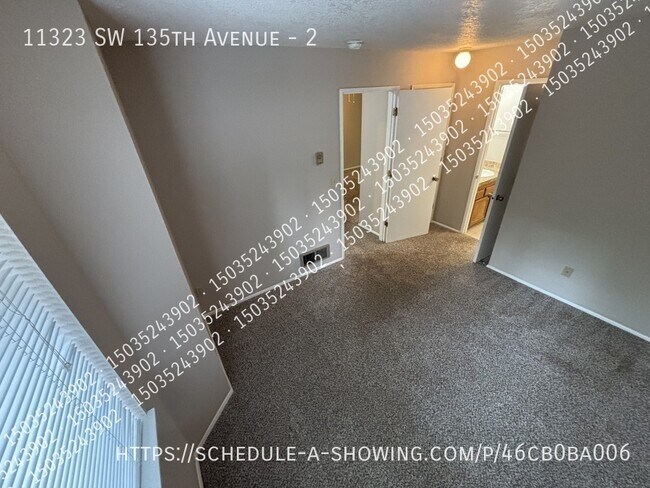 Building Photo - 11323 SW 135th Ave