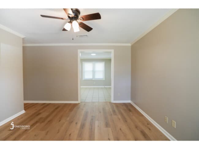 Building Photo - 1616 Shady Grove Rd