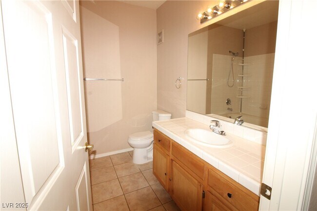 Building Photo - 2100 Black Island St