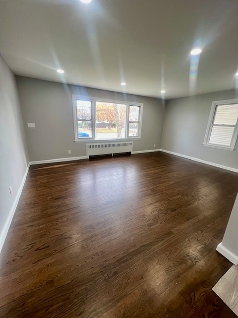 Building Photo - 80 E 1st St