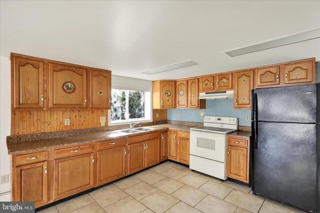 Building Photo - 5737 Old U.S. 22