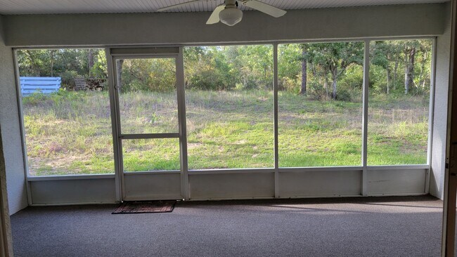 Building Photo - Citrus Springs 4/2/2