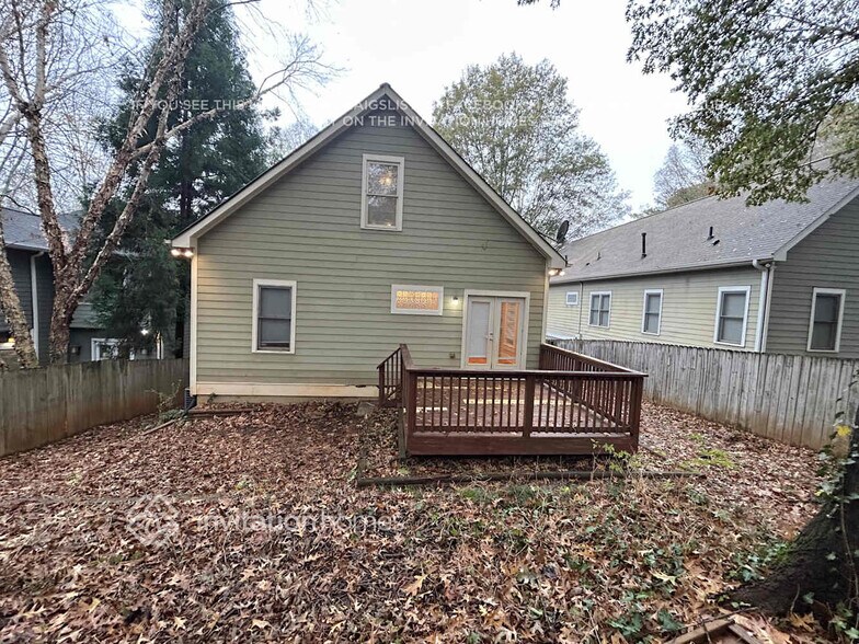 Building Photo - 1562 Conway Rd