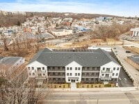 Building Photo - 631 Franklin St