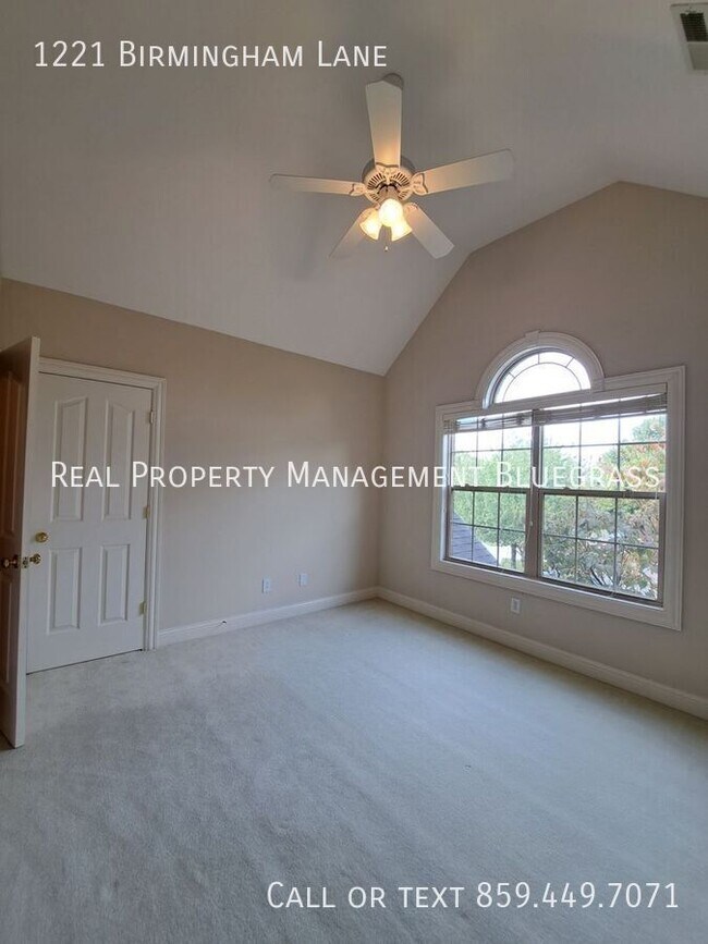 Building Photo - 1221 Birmingham Ln