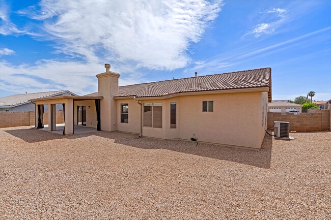 Building Photo - 2729 Cartegena Dr