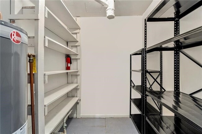 Building Photo - 1201 N Woolsey Ave