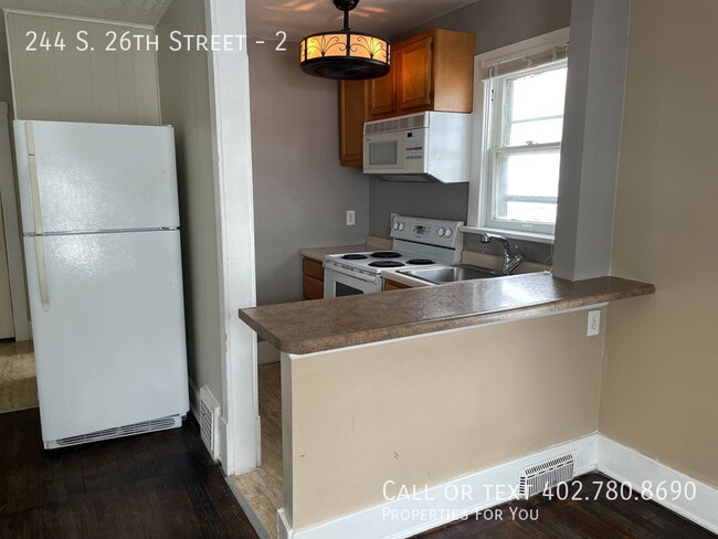 Building Photo - 244 S 26th St