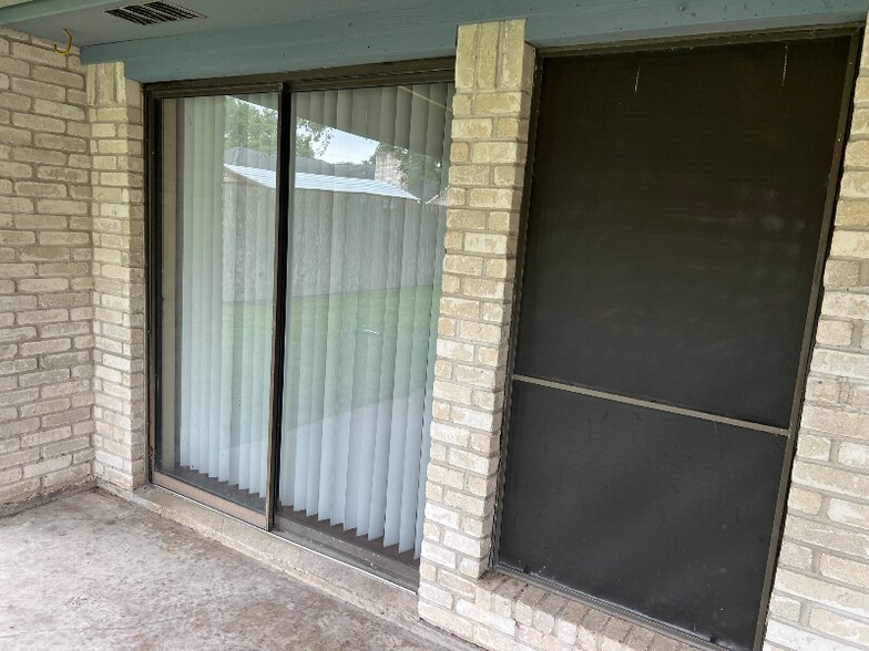 Building Photo - 109 Laguna Dr