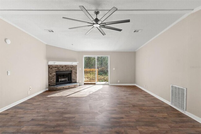 Building Photo - 6682 SW 156th Pl