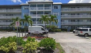 Building Photo - 3800 Van Buren St