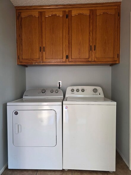 Building Photo - 4126 E 2nd St