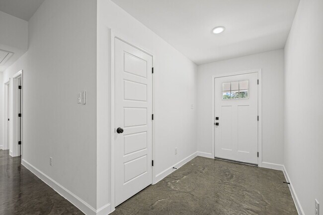 Building Photo - 848 Brandywine Blvd