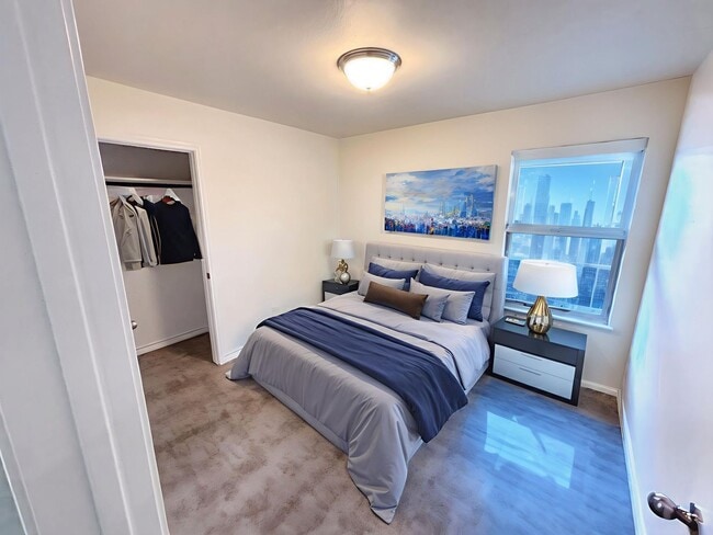 Building Photo - Modern 3-Bedroom Single-Story Home with St...