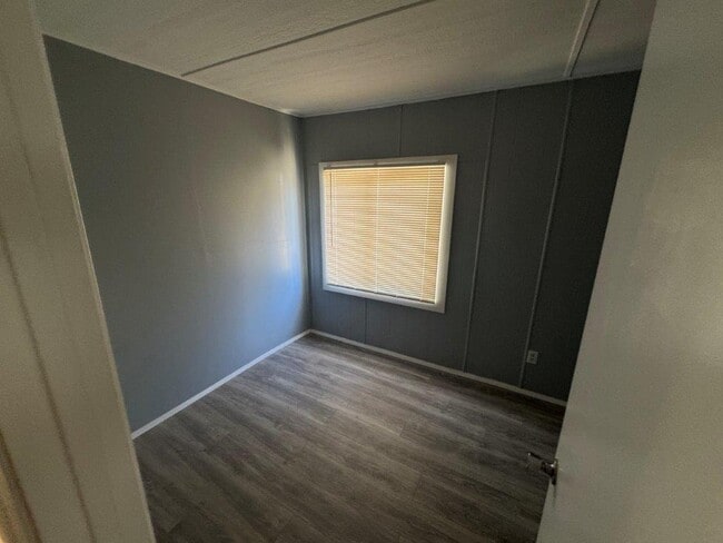 Building Photo - 155 Molly Cir