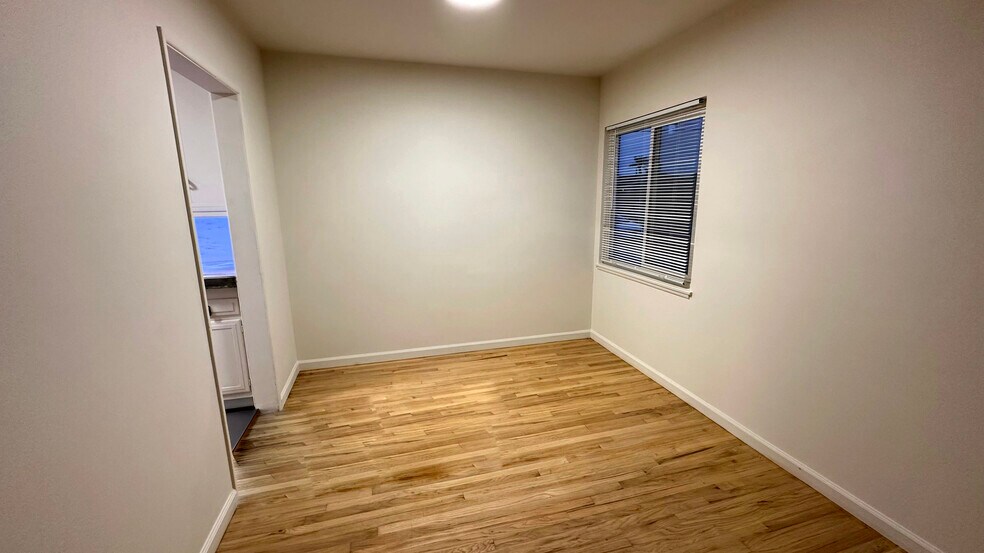 Building Photo - 4805 Saviers Rd