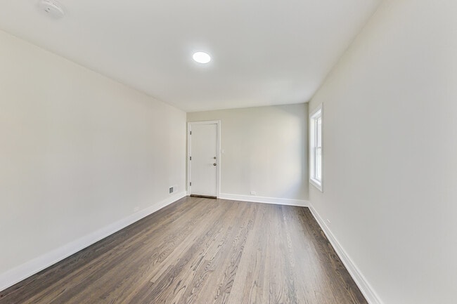 Building Photo - 4821 Crain St