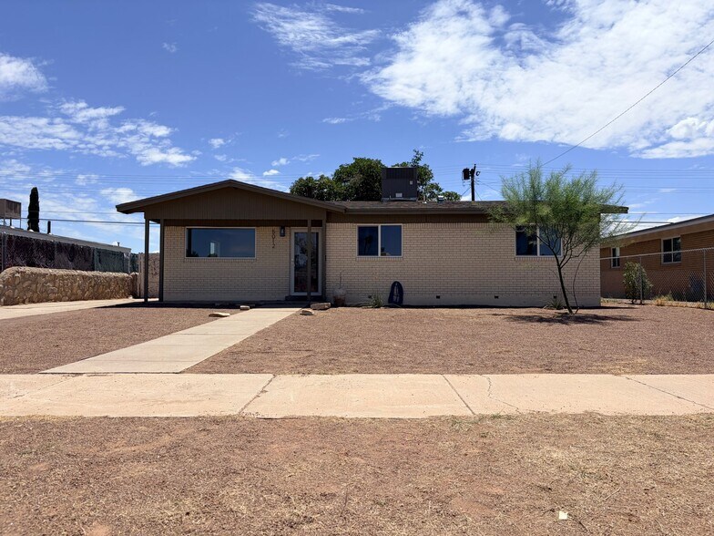 Building Photo - 5012 Joe Herrera Dr