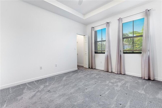 Building Photo - 1616 SW 28th St