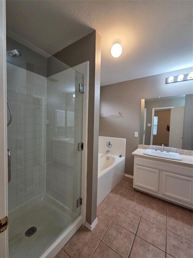 Building Photo - 1711 Chamois Knls None