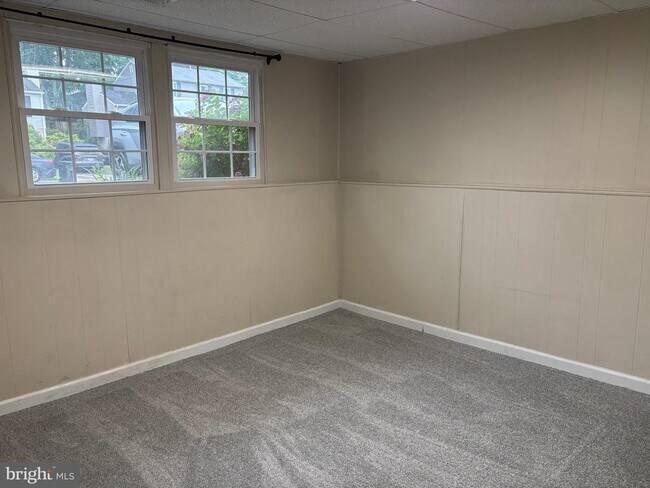 Building Photo - 25936 Largo Ct