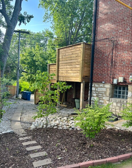 Building Photo - 1270 Boland Pl