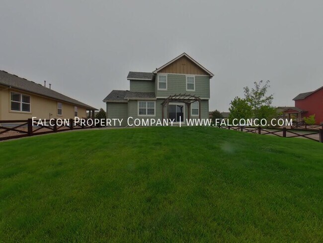 Building Photo - 7973 Buckeye Tree Ln