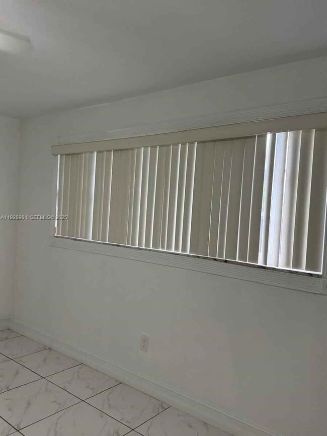 Building Photo - 13100 NW 22nd Ave