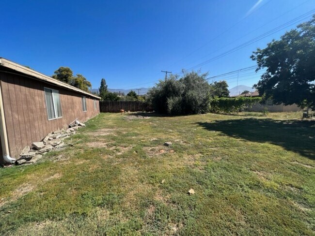 Building Photo - RV T 6951
