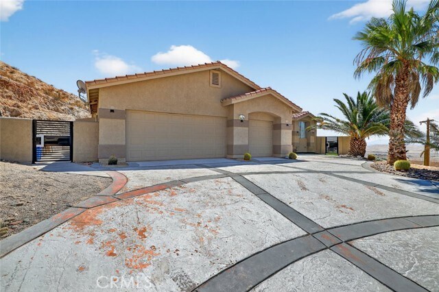 Building Photo - 12220 Skyline Dr