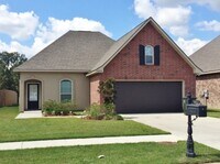 Building Photo - 16325 Timberstone Dr