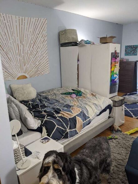 Building Photo - 3909 Pine St