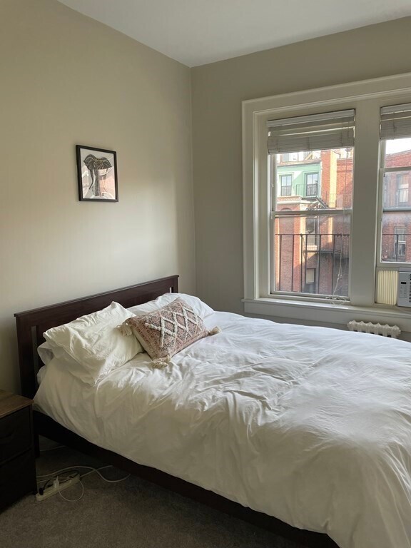 Building Photo - 400 Marlborough St