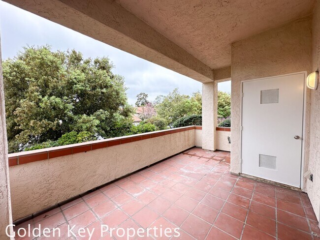 Building Photo - End-unit condo in the Villas of Calavera H...