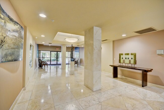 Building Photo - 4600 S Ocean Blvd