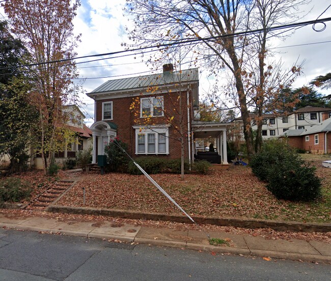 Primary Photo - 513 14th St NW