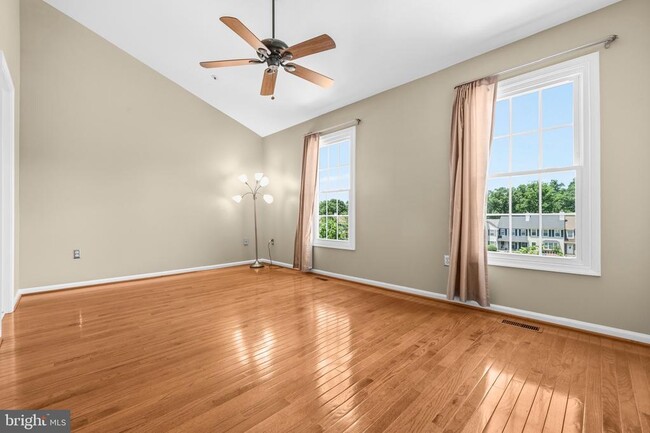 Building Photo - 6837 Malton Ct