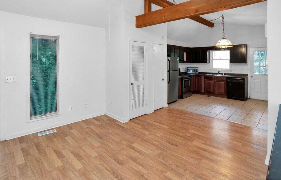 Building Photo - 1424 Ascent Trl NW