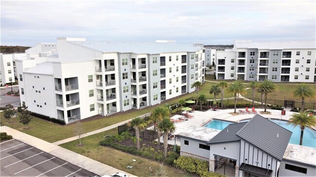 Building Photo - 3180 Paradox Cir