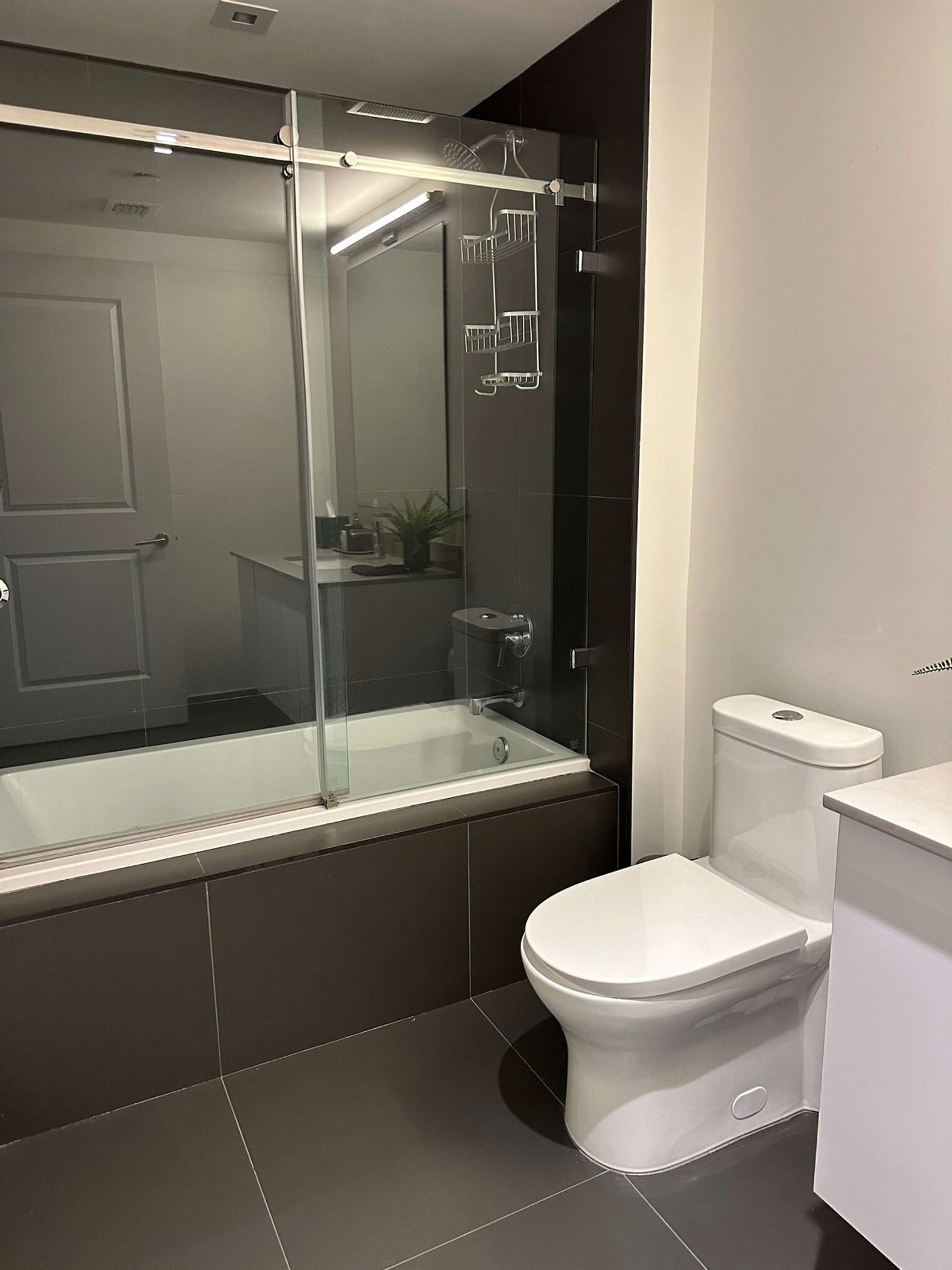 Building Photo - 1600 NE 1st Ave