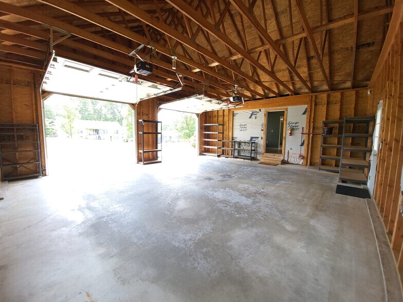 Building Photo - 451 Partridge Farm Rd