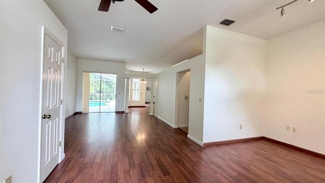 Building Photo - 9639 Fox Hearst Rd