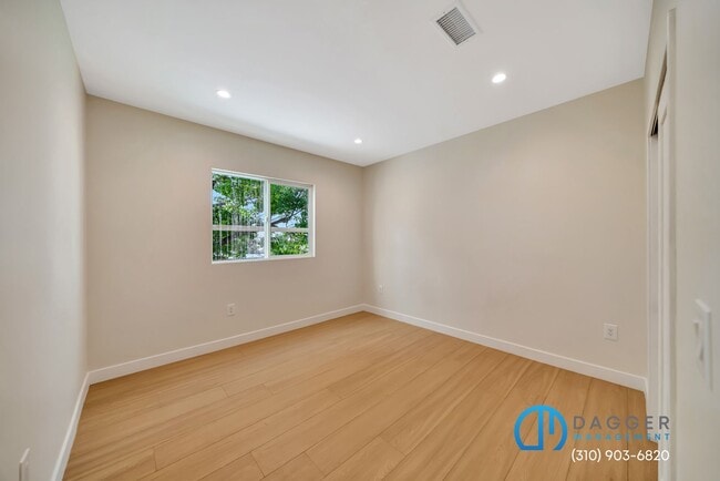 Building Photo - 2800 Winter St