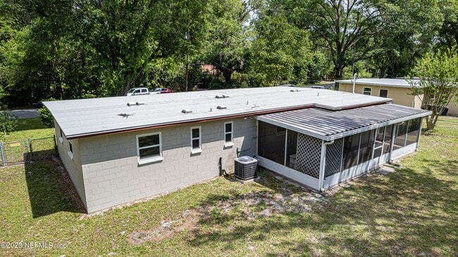 Building Photo - 9326 Old Plank Rd