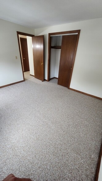 Building Photo - 161 Riviera Dr