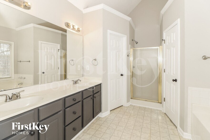 Building Photo - 752 Teal Ct