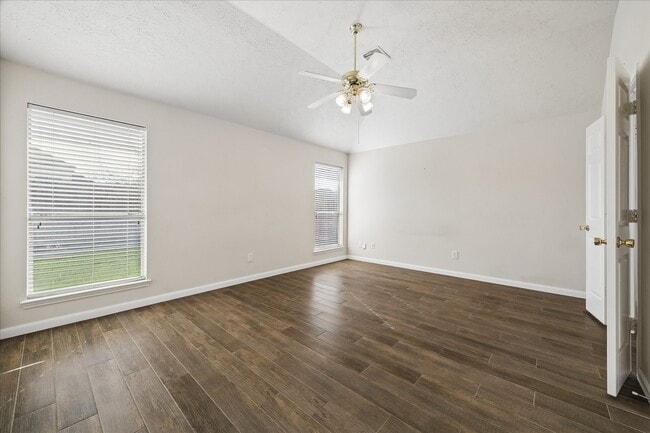 Building Photo - 10414 Chelsea Brook Ln