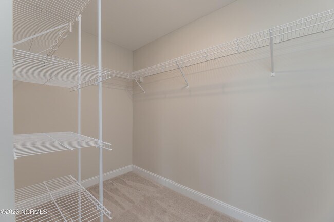 Building Photo - 432 Pebble Shore Dr