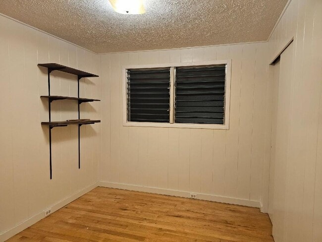 Building Photo - 19 Loulu Ln