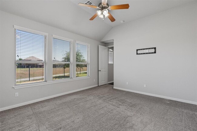 Building Photo - 404 Miracle Rose Way